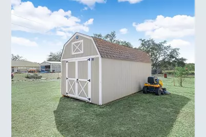 8926 Cypresswood Drive, Lake Wales, FL 33898 - Photo 26