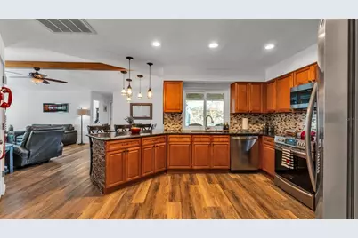 6727 Nells Way, Lakeland, FL 33813 - Photo 10