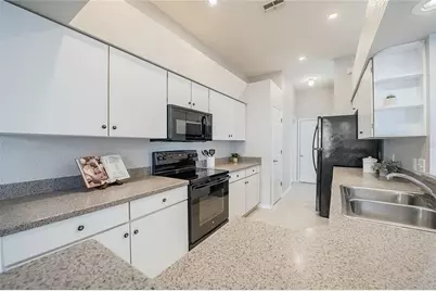 2827 Shaughnessy Way, Lakeland, FL 33810 - Photo 10
