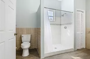 304 E Main St, Bowling Green, FL 33834 - Photo 32