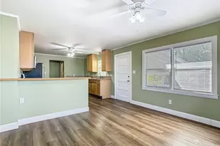 304 E Main St, Bowling Green, FL 33834 - Photo 20