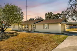 6531 Newman Cir E, Lakeland, FL 33811 - Photo 2