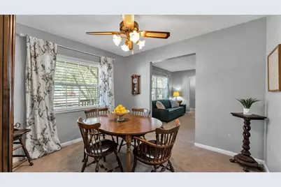 6531 Newman Circle E, Lakeland, FL 33811 - Photo 8