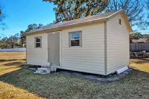 6531 Newman Cir E, Lakeland, FL 33811 - Photo 34