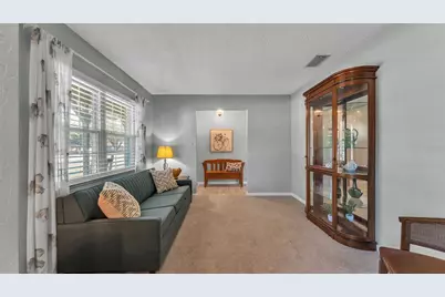 6531 Newman Circle E, Lakeland, FL 33811 - Photo 6