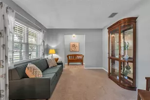 6531 Newman Cir E, Lakeland, FL 33811 - Photo 6