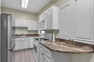 635 W Valencia Ct, Bartow, FL 33830 - Photo 10