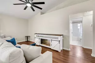 7797 Canterbury Cir, Lakeland, FL 33810 - Photo 2