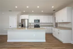 2169 Sutton Ridge Ave, Lakeland, FL 33810 - Photo 8