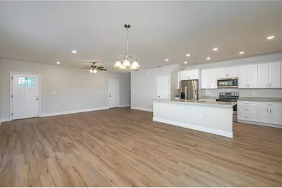 2169 Sutton Ridge Avenue, Lakeland, FL 33810 - Photo 4