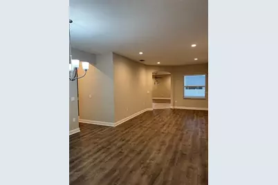 5810 Christiansen Court, Lakeland, FL 33812 - Photo 4