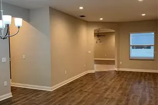 5810 Christiansen Ct, Lakeland, FL 33812 - Photo 4