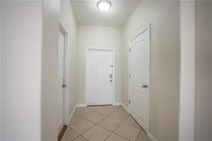 6334 Torrington Cir, Lakeland, FL 33811 - Photo 2
