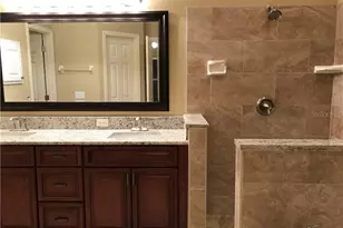 6805 Shimmering Dr, Lakeland, FL 33813 - Photo 16