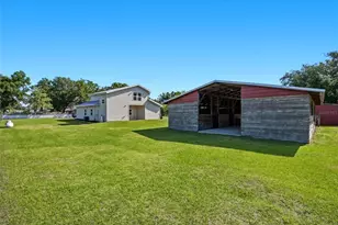 123 S Wiggins Rd, Plant City, FL 33566 - Photo 40
