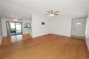 3130 Prairie Dunes Cir W, Lakeland, FL 33810 - Photo 8