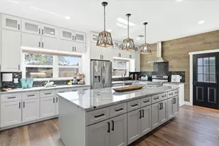 5225 Glenmore Dr, Lakeland, FL 33813 - Photo 12