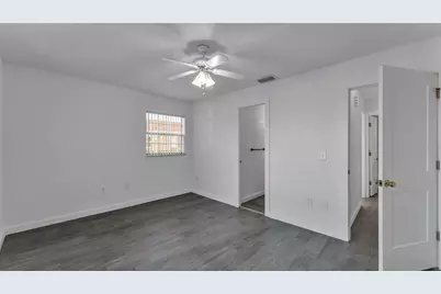 1920 E Edgewood Drive #M2, Lakeland, FL 33803 - Photo 36