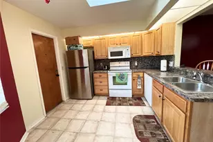 2918 W Campbell Rd, Lakeland, FL 33810 - Photo 6