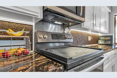 2865 Hammock Drive, Plant City, FL 33566 - Photo 14