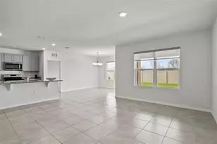5619 Siltstone St, Lakeland, FL 33811 - Photo 8