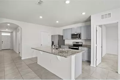5619 Siltstone Street, Lakeland, FL 33811 - Photo 4