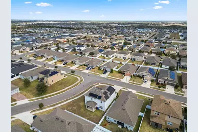 829 Landmark Hills Drive, Haines City, FL 33844 - Photo 6