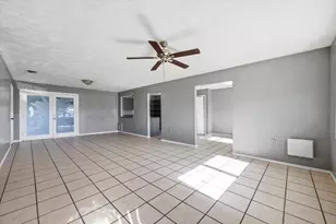 3947 Pipkin Creek Rd, Lakeland, FL 33811 - Photo 6