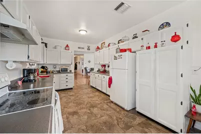 516 Mimosa Avenue, Bartow, FL 33830 - Photo 10