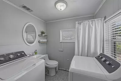 2813 59th Avenue N, Saint Petersburg, FL 33714 - Photo 32