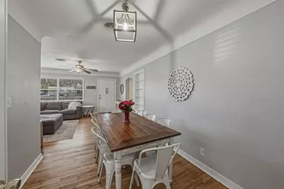 2813 59th Avenue N, Saint Petersburg, FL 33714 - Photo 12