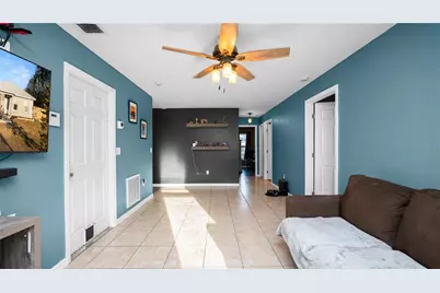 5526 Karan Court, Lakeland, FL 33811 - Photo 4