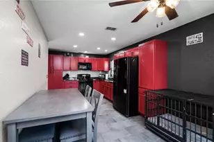 5526 Karan Ct, Lakeland, FL 33811 - Photo 10