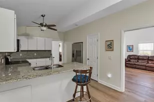 6400 Forestwood Dr E, Lakeland, FL 33811 - Photo 12