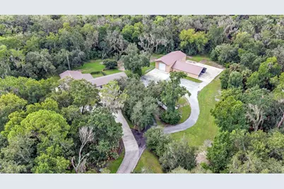 6400 Forestwood Drive E, Lakeland, FL 33811 - Photo 2