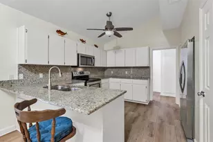 6400 Forestwood Dr E, Lakeland, FL 33811 - Photo 20