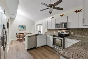 6400 Forestwood Dr E, Lakeland, FL 33811 - Photo 14