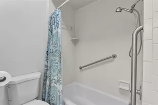 6400 Forestwood Dr E, Lakeland, FL 33811 - Photo 28