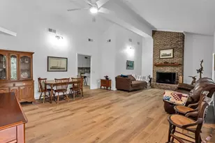 6400 Forestwood Dr E, Lakeland, FL 33811 - Photo 16