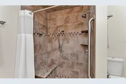 6400 Forestwood Drive E, Lakeland, FL 33811 - Photo 20