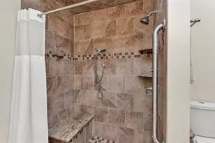 6400 Forestwood Dr E, Lakeland, FL 33811 - Photo 20