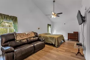 6400 Forestwood Dr E, Lakeland, FL 33811 - Photo 26