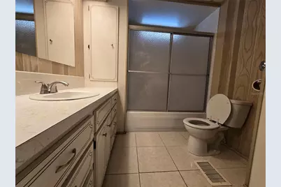 1805 Blue Lake Drive, Lakeland, FL 33801 - Photo 16