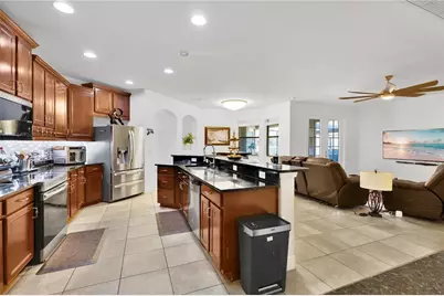 3950 Sunset Lake Drive, Lakeland, FL 33810 - Photo 6