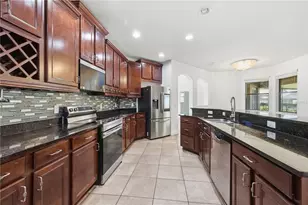 3950 Sunset Lake Dr, Lakeland, FL 33810 - Photo 4