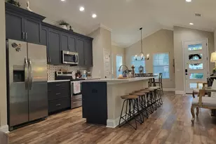 400 Prado Pl, Lakeland, FL 33803 - Photo 6