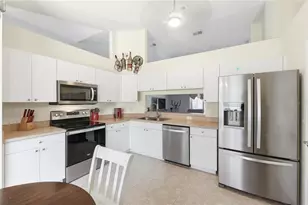 356 Sterling Dr, Winter Haven, FL 33884 - Photo 10