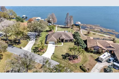 122 W Julina Way, Auburndale, FL 33823 - Photo 2