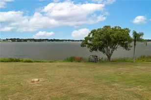 21 Lake Ave, Winter Haven, FL 33880 - Photo 12