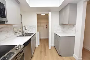 2025 Sylvester Rd, Lakeland, FL 33803 - Photo 4